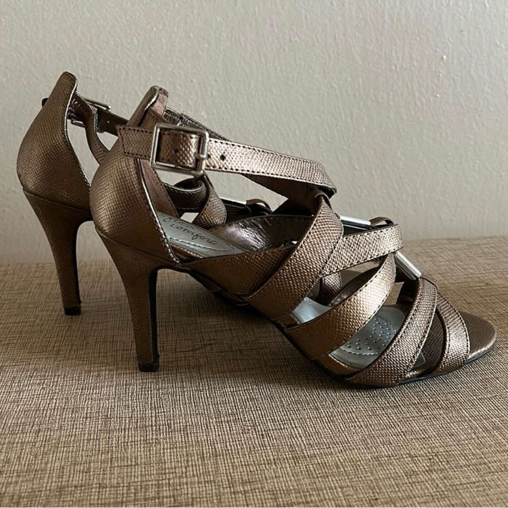 Elegant Brown Strappy Heels